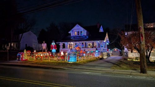 PXL 20241125 000736210